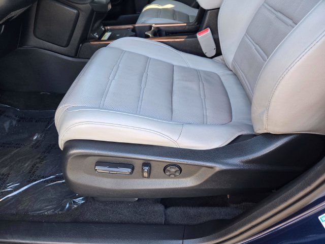 Used 2022 Honda CR-V Touring image 16
