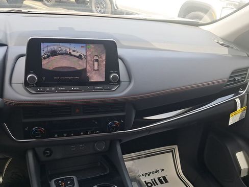 New 2026 Nissan Rogue SV AWD/4WD image 20