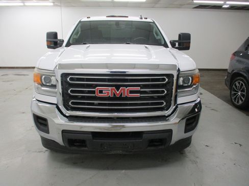Used 2016 GMC Sierra 2500 4x4 Regular Cab w/ Sierra Convenience Package image 2