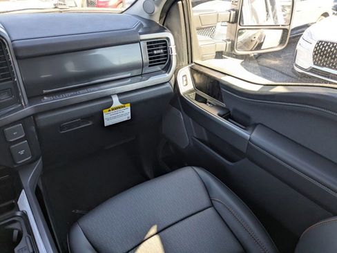 New 2025 Ford F550 4x4 Crew Cab Super Duty image 16