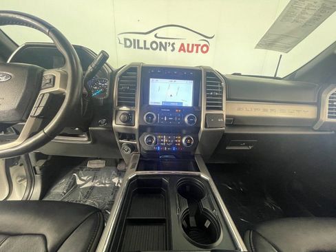 Used 2021 Ford F450 Platinum w/ FX4 Off-Road Package image 24