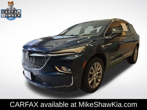 Used 2022 Buick Enclave Avenir FWD image 1
