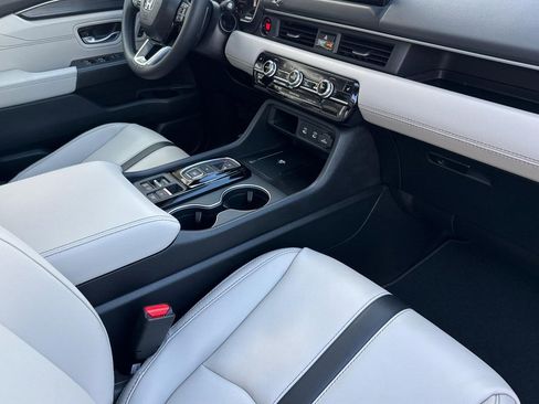 New 2026 Honda Pilot Touring image 27