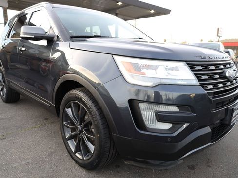 Used 2017 Ford Explorer XLT w/ Equipment Group 202A image 41