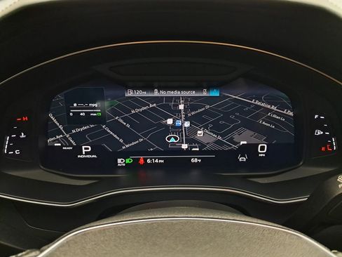 Used 2022 Audi S6 Premium Plus w/ S Sport Package image 13