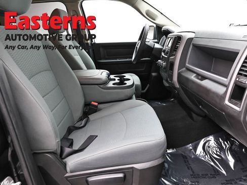 Used 2018 RAM 1500 Express image 24