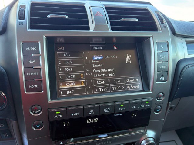 Used 2020 Lexus GX 460 Luxury w/ Accessory Package AWD/4WD image 16