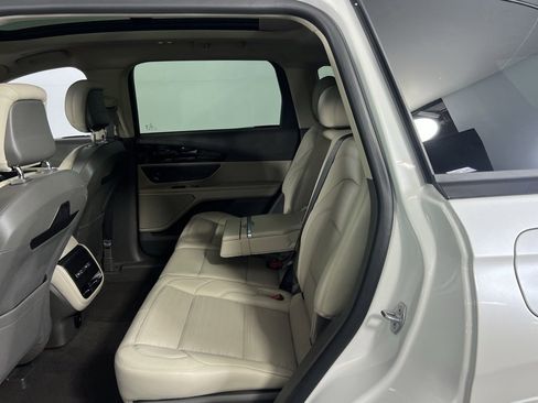 Used 2024 Lincoln Nautilus Reserve w/ Equipment Group 202A image 30