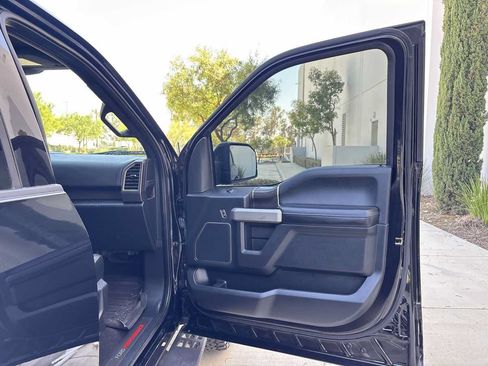 Used 2019 Ford F150 Raptor w/ Equipment Group 802A Luxury AWD/4WD image 16