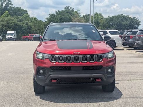 Used 2025 Jeep Compass Trailhawk AWD/4WD image 8