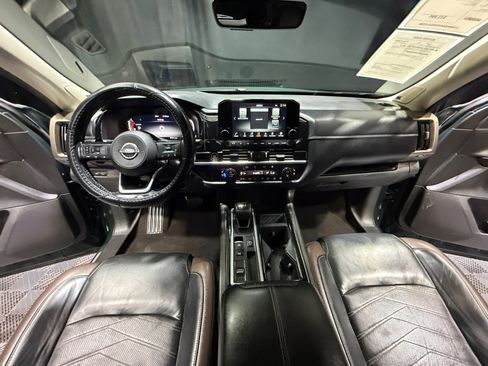 Used 2023 Nissan Pathfinder Platinum image 20