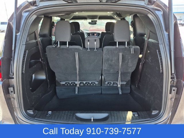 Used 2022 Chrysler Pacifica Touring FWD image 32