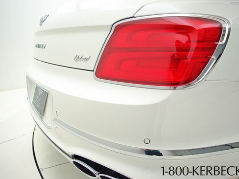 Certified 2023 Bentley Flying Spur Plug-In Hybrid AWD/4WD image 14