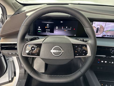 New 2025 Nissan Murano Platinum w/ Cargo Package image 12