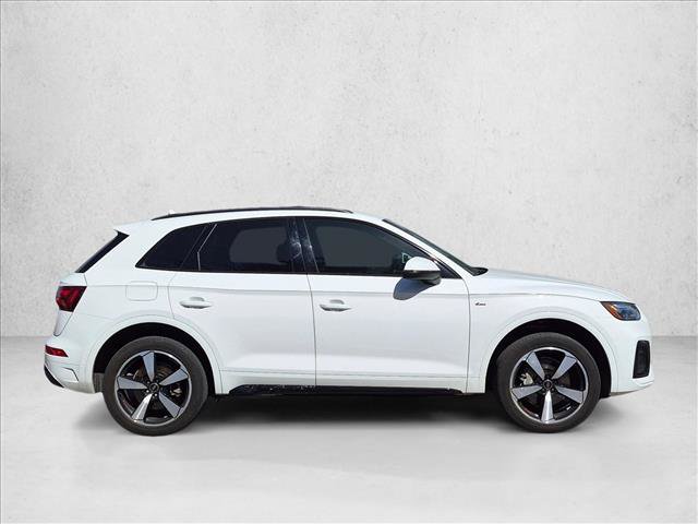 Used 2022 Audi Q5 2.0T Premium Plus w/ Premium Plus Package AWD/4WD image 4