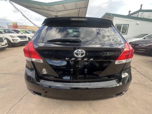 Used 2011 Toyota Venza AWD w/ Convenience Pkg image 4