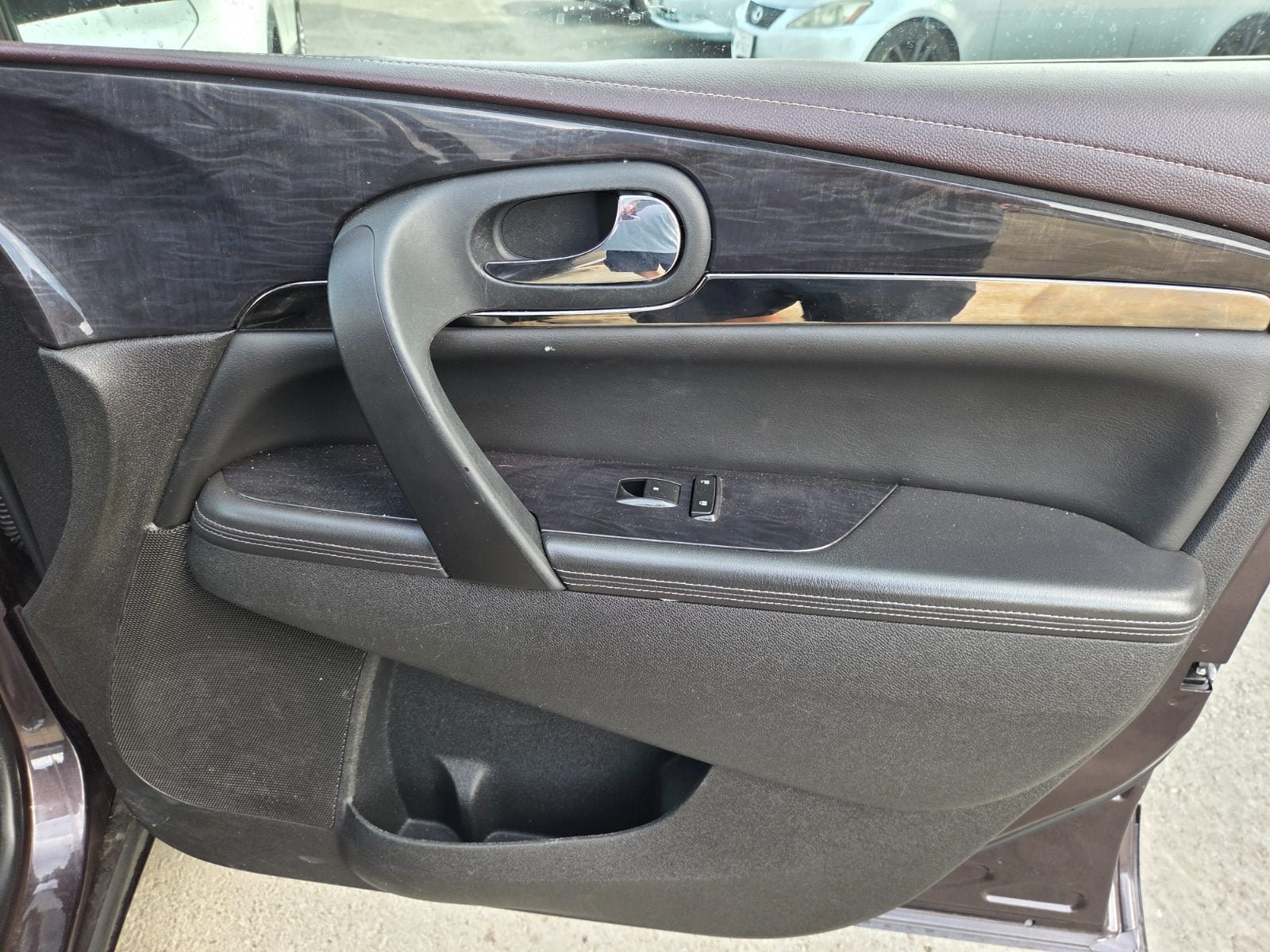 Used 2016 Buick Enclave Leather AWD/4WD image 14