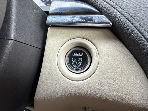 Used 2014 Lincoln MKS w/ Equipment Group 101A FWD image 19