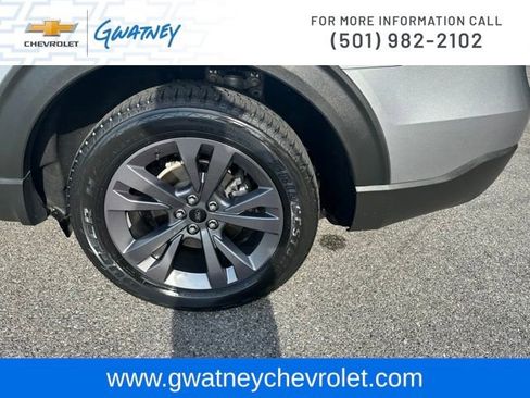 Used 2022 Ford Explorer XLT w/ Equipment Group 202A AWD/4WD image 10