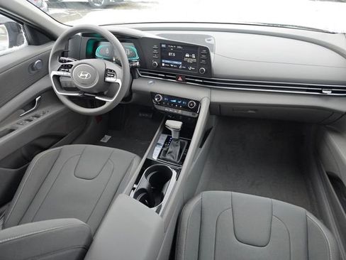 New 2026 Hyundai Elantra Blue image 11