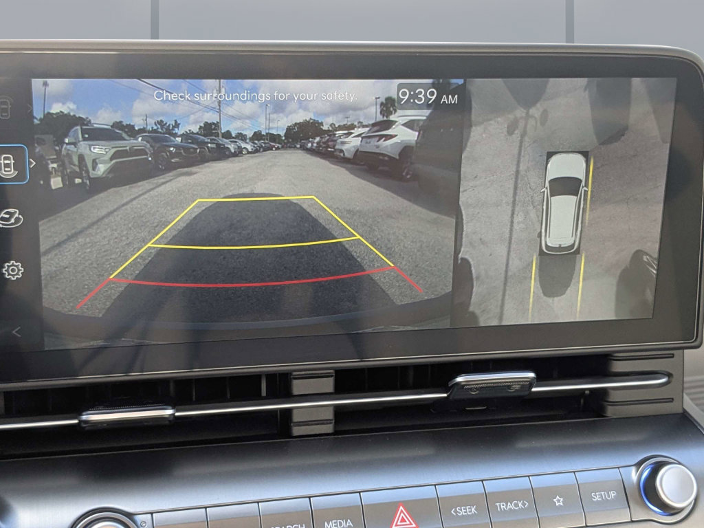 Used 2026 Hyundai Kona Limited FWD image 27