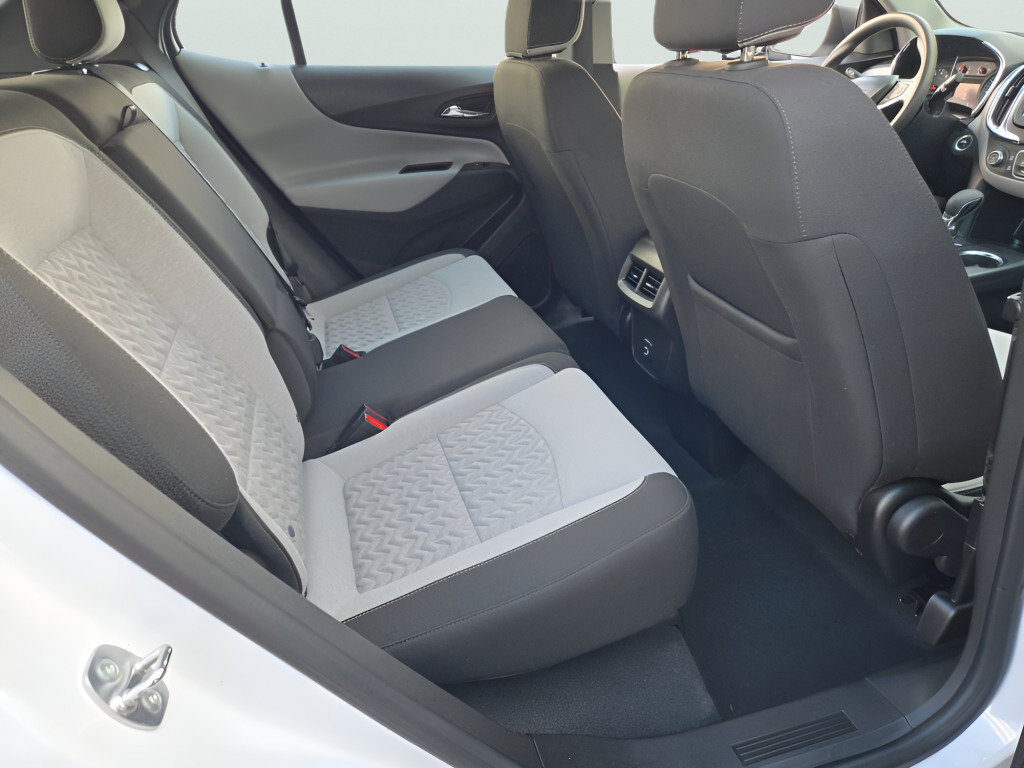Certified 2024 Chevrolet Equinox LS FWD image 10
