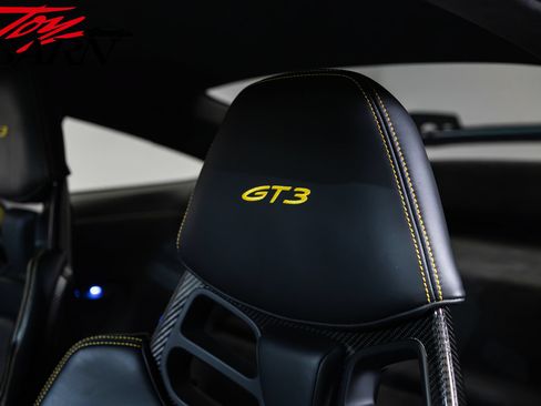 Used 2022 Porsche 911 GT3 RWD image 23