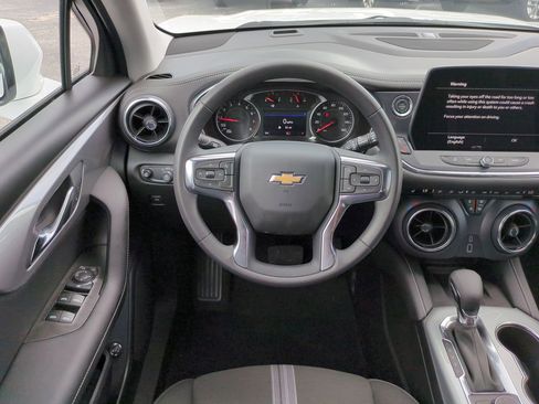 New 2025 Chevrolet Blazer LT w/ Convenience Package image 15