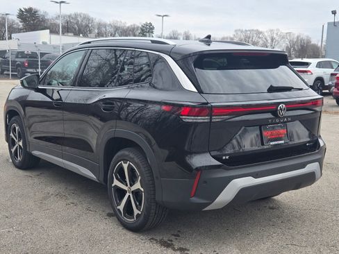New 2026 Volkswagen Tiguan SE AWD/4WD image 3
