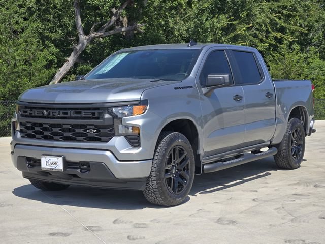Used 2026 Chevrolet Silverado 1500 Custom w/ Turbomax Blackout Package RWD image 3