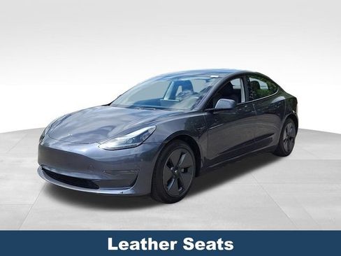 Used 2023 Tesla Model 3 Standard Range RWD image 4