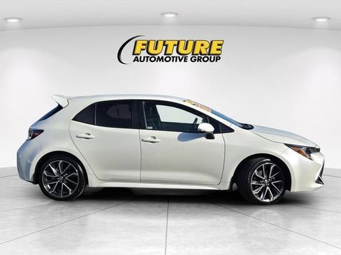 Certified 2019 Toyota Corolla XSE FWD image 4