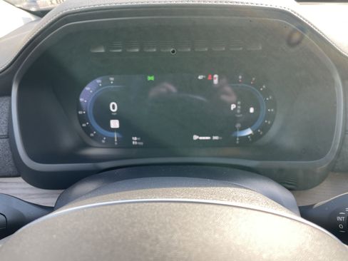 Used 2025 Volvo XC90 B6 Plus image 47