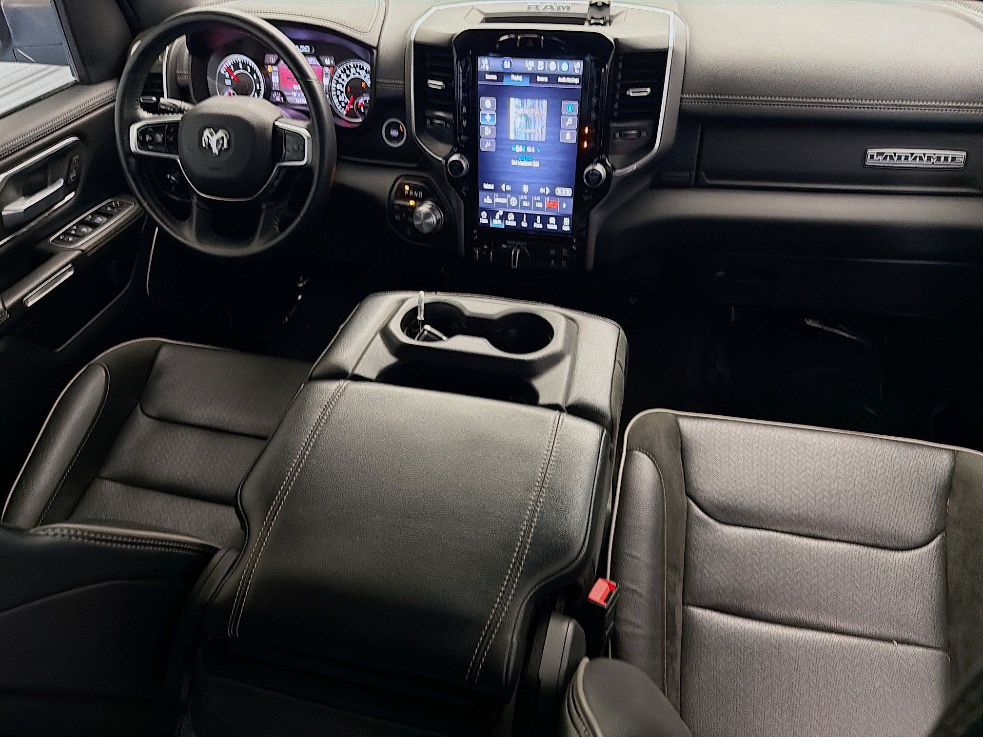 Used 2023 RAM 1500 Laramie AWD/4WD image 12