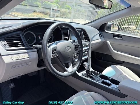 Used 2018 Hyundai Sonata SEL FWD image 14