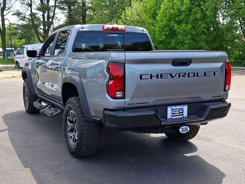 New 2026 Chevrolet Colorado ZR2 w/ Technology Package AWD/4WD image 9