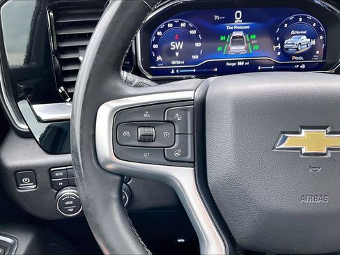 Used 2023 Chevrolet Silverado 1500 LT w/ Z71 Off-Road Package AWD/4WD image 19