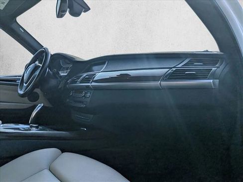 Used 2012 BMW X5 xDrive35i image 22