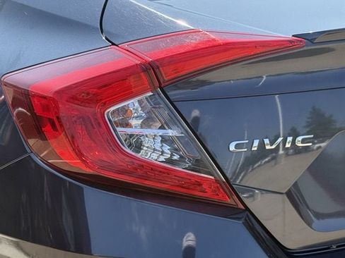 Used 2018 Honda Civic EX-T image 6