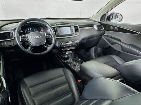 Used 2019 Kia Sorento EX FWD image 26