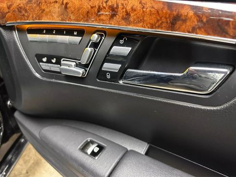 Used 2009 Mercedes-Benz S 550 image 33