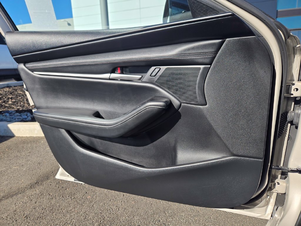 Certified 2026 MAZDA MAZDA3 s Sport FWD image 15
