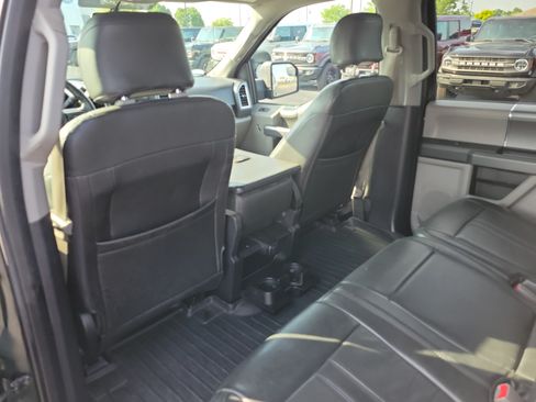 Used 2015 Ford F150 XLT w/ Equipment Group 302A Luxury AWD/4WD image 12