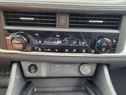 New 2026 Nissan Rogue SV image 10