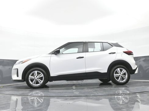 Used 2022 Nissan Kicks S FWD image 44
