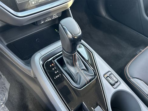 New 2026 Subaru Crosstrek 2.5i Limited w/ Crosstrek Mirror Package image 25