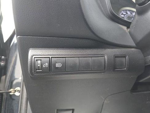 Used 2022 Toyota Corolla LE image 37