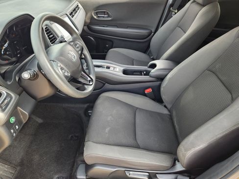 Used 2021 Honda HR-V EX image 16