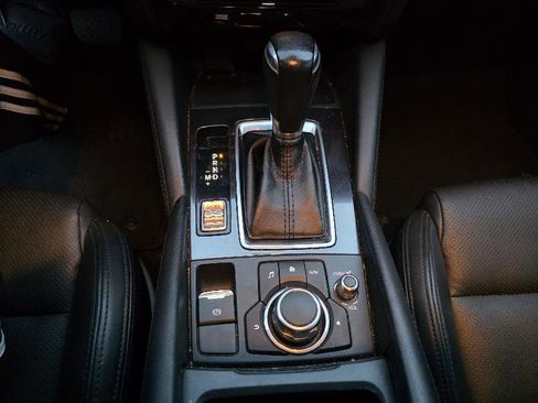 Used 2017 MAZDA MAZDA6 Touring image 17