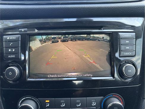 Used 2019 Nissan Rogue S w/ Special Edition Package AWD/4WD image 24
